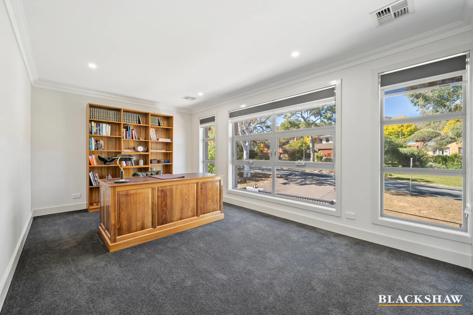 Photo of 102 Strickland Crescent, Deakin ACT 2600