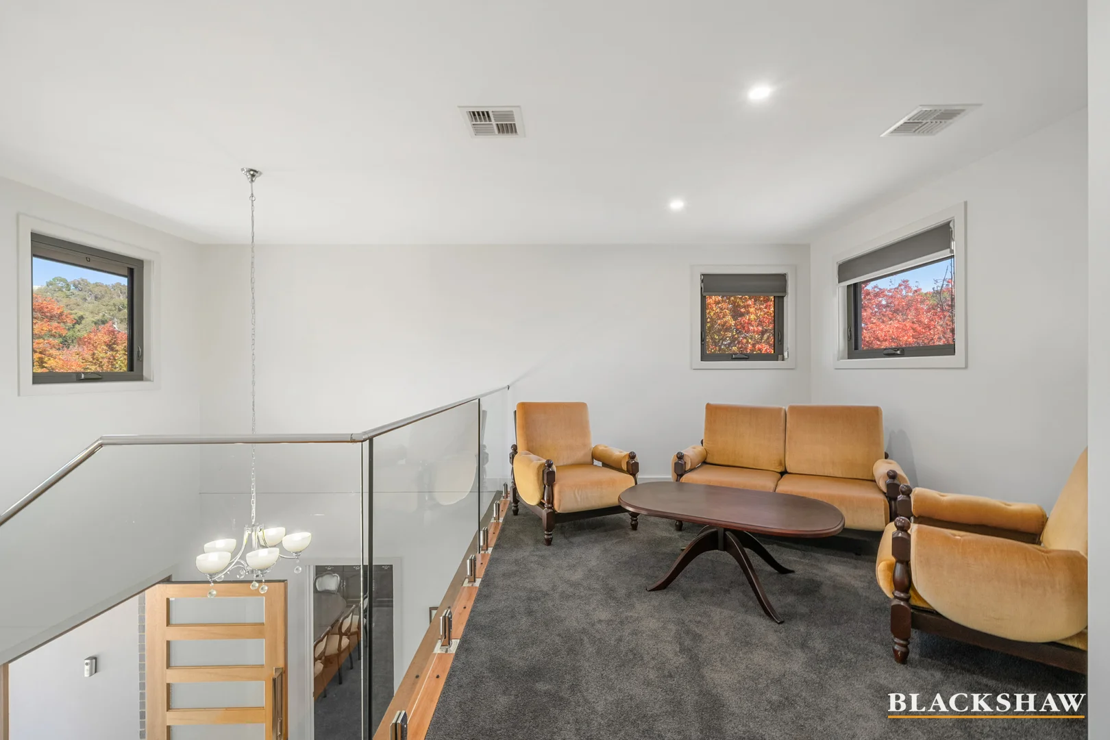 Photo of 102 Strickland Crescent, Deakin ACT 2600