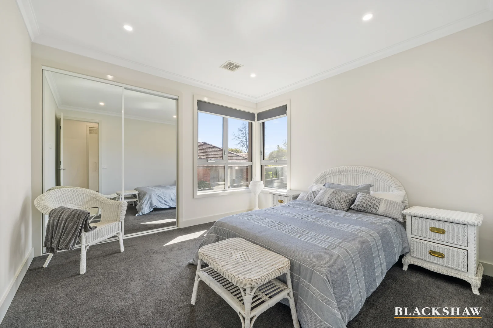 Photo of 102 Strickland Crescent, Deakin ACT 2600