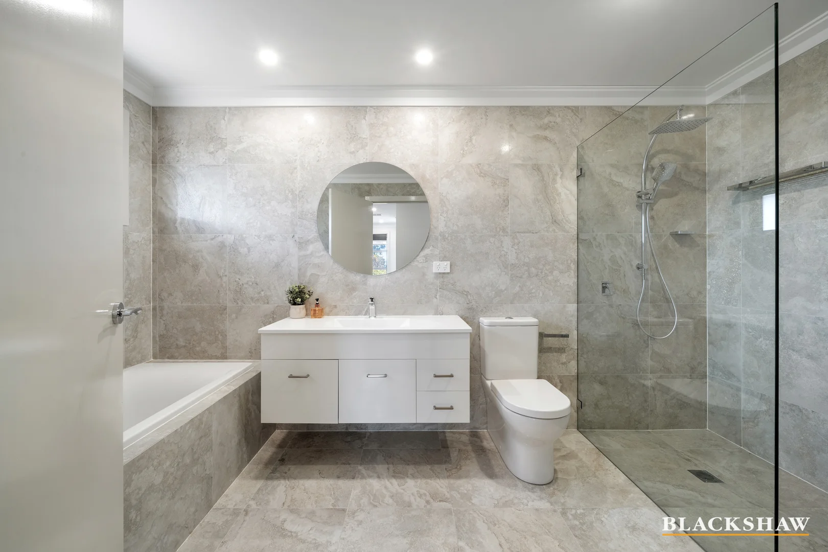 Photo of 102 Strickland Crescent, Deakin ACT 2600