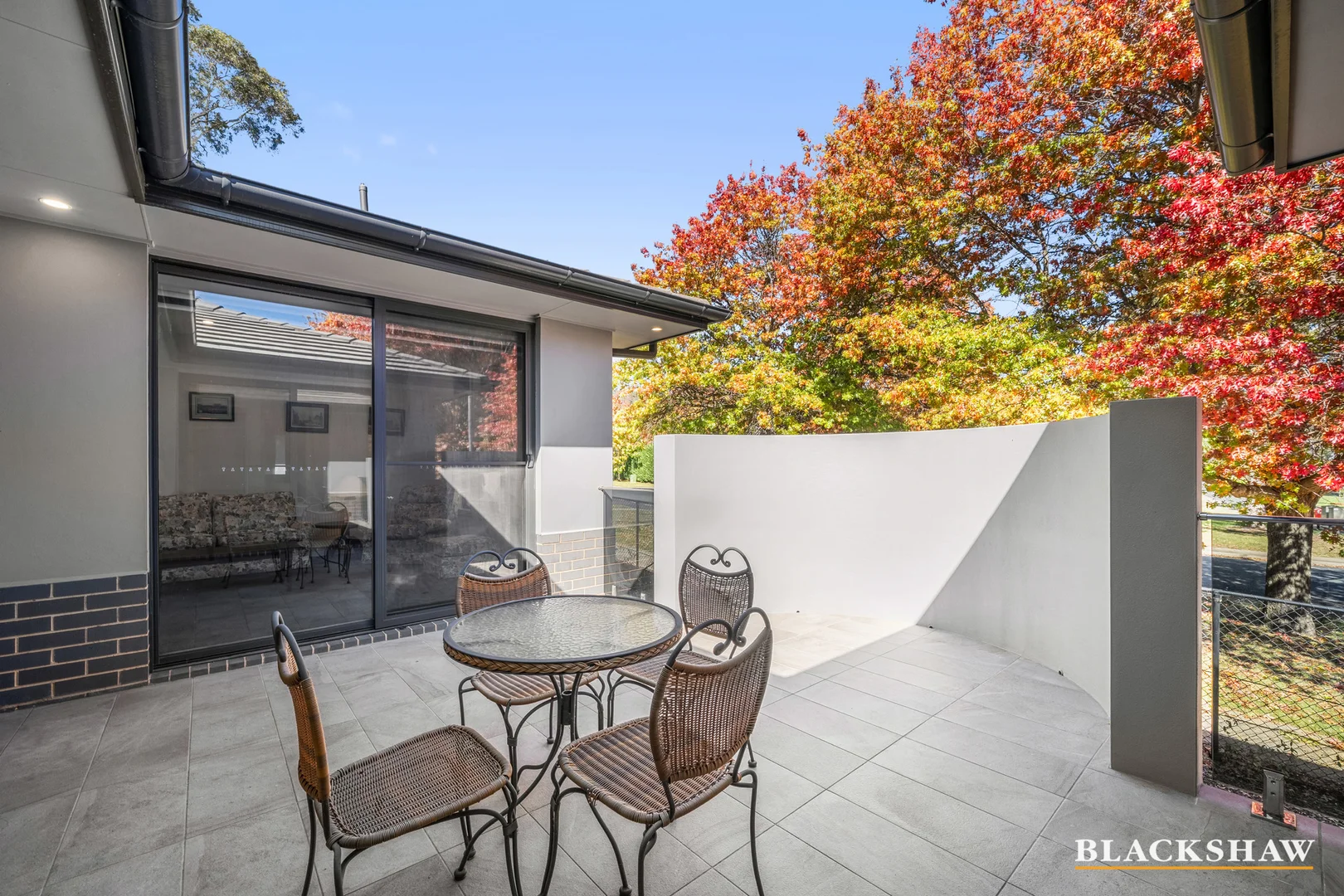 Photo of 102 Strickland Crescent, Deakin ACT 2600