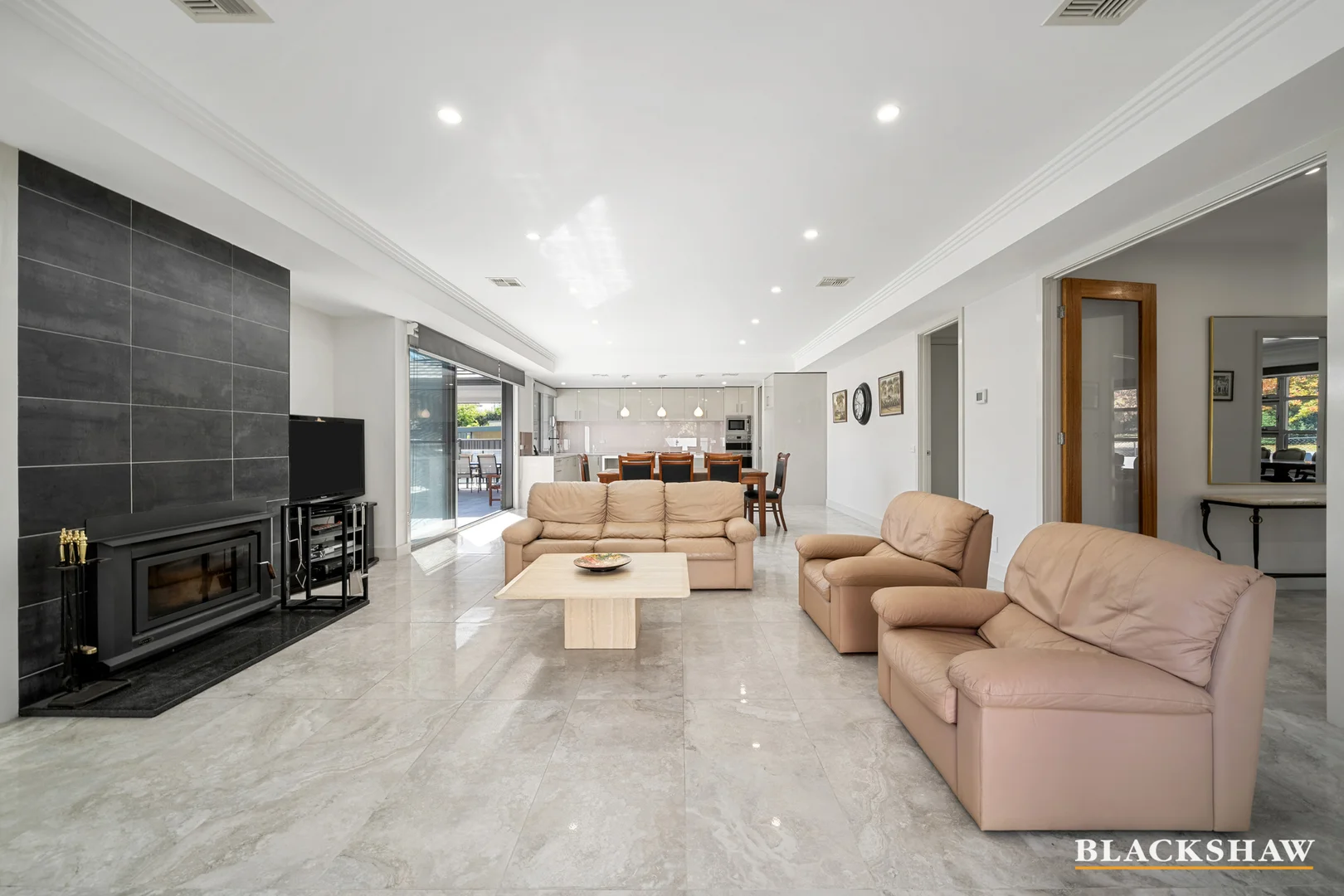 Photo of 102 Strickland Crescent, Deakin ACT 2600
