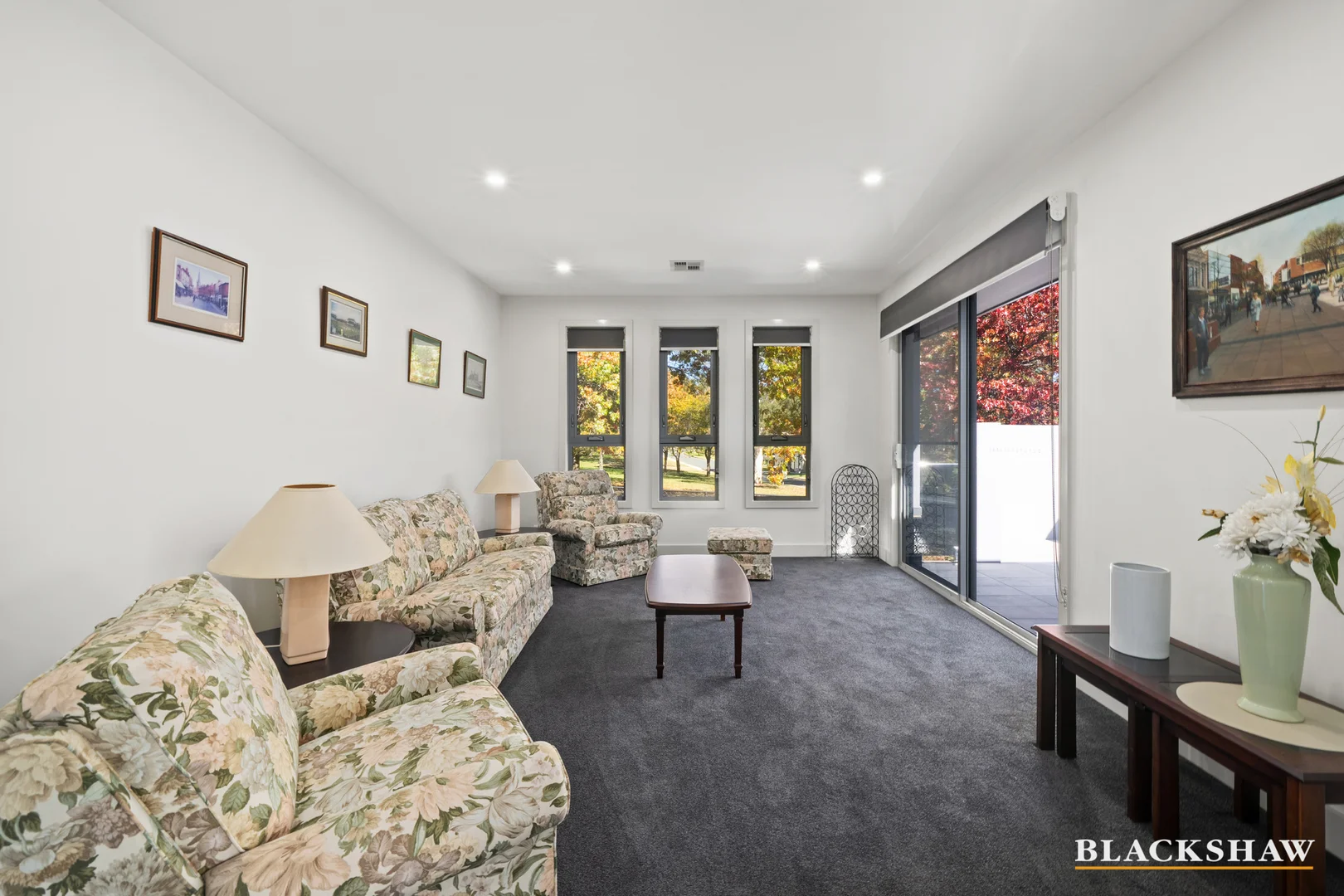 Photo of 102 Strickland Crescent, Deakin ACT 2600