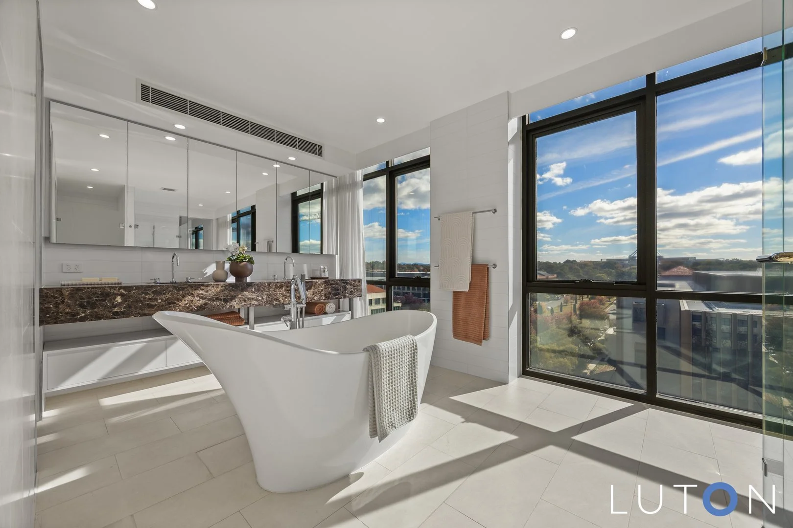 Photo of 26/11 Sydney Avenue, Barton ACT 2600