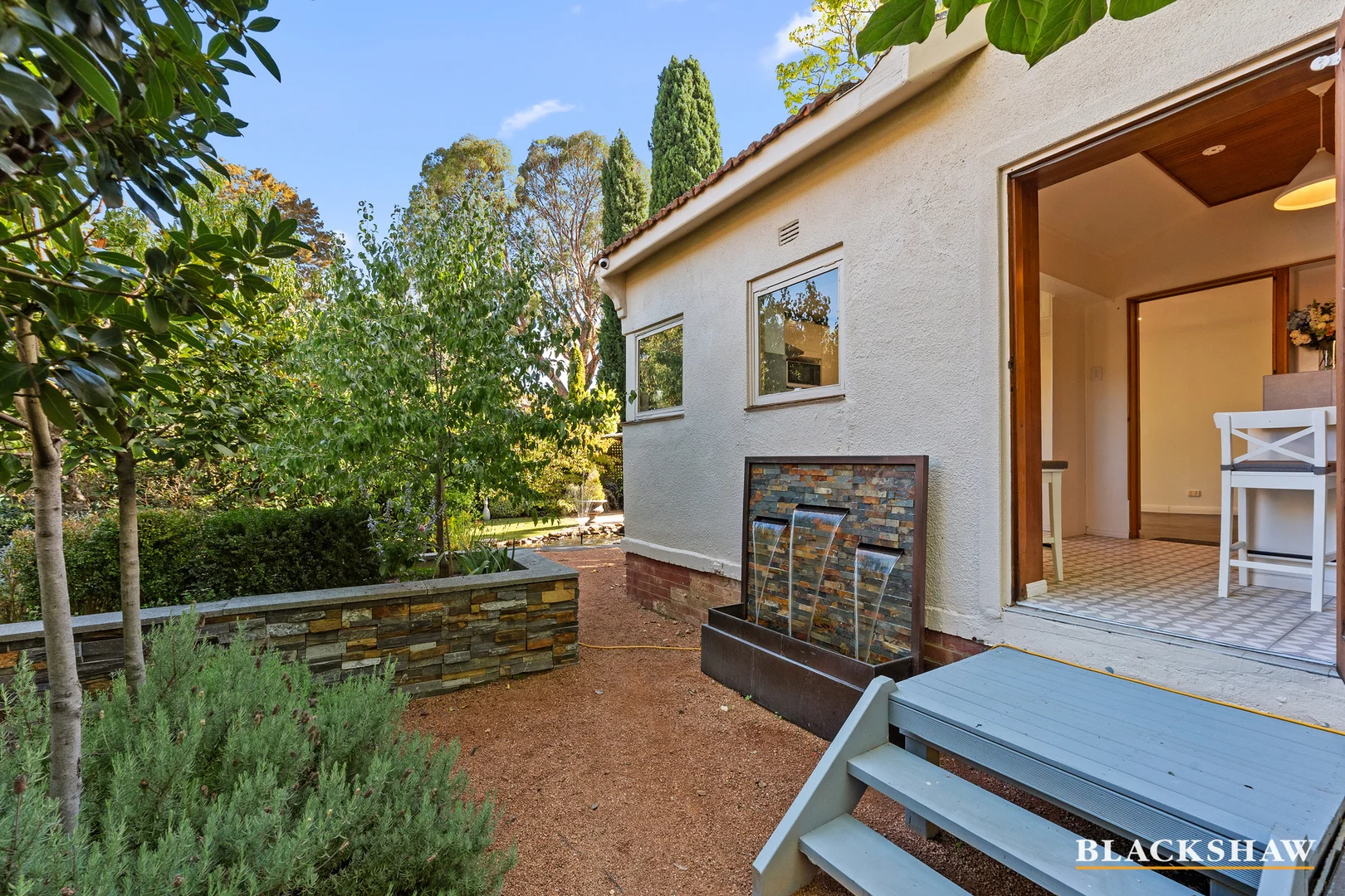 Photo of 71 Euree Street, Reid ACT 2612