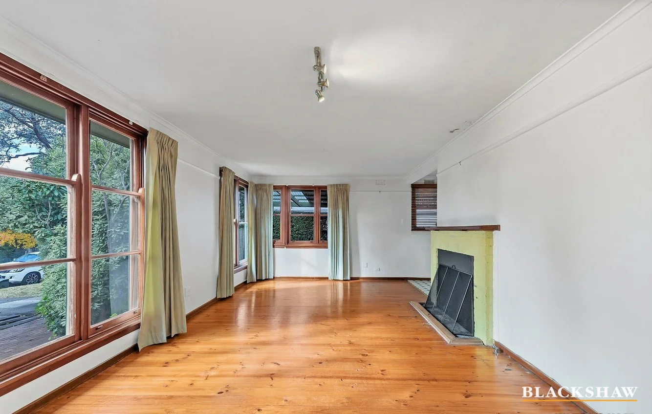 Photo of 5 Schomburgk Street, Yarralumla ACT 2600