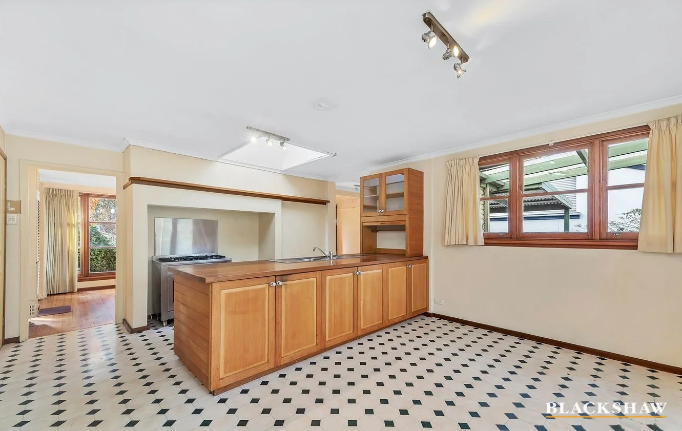 Photo of 5 Schomburgk Street, Yarralumla ACT 2600