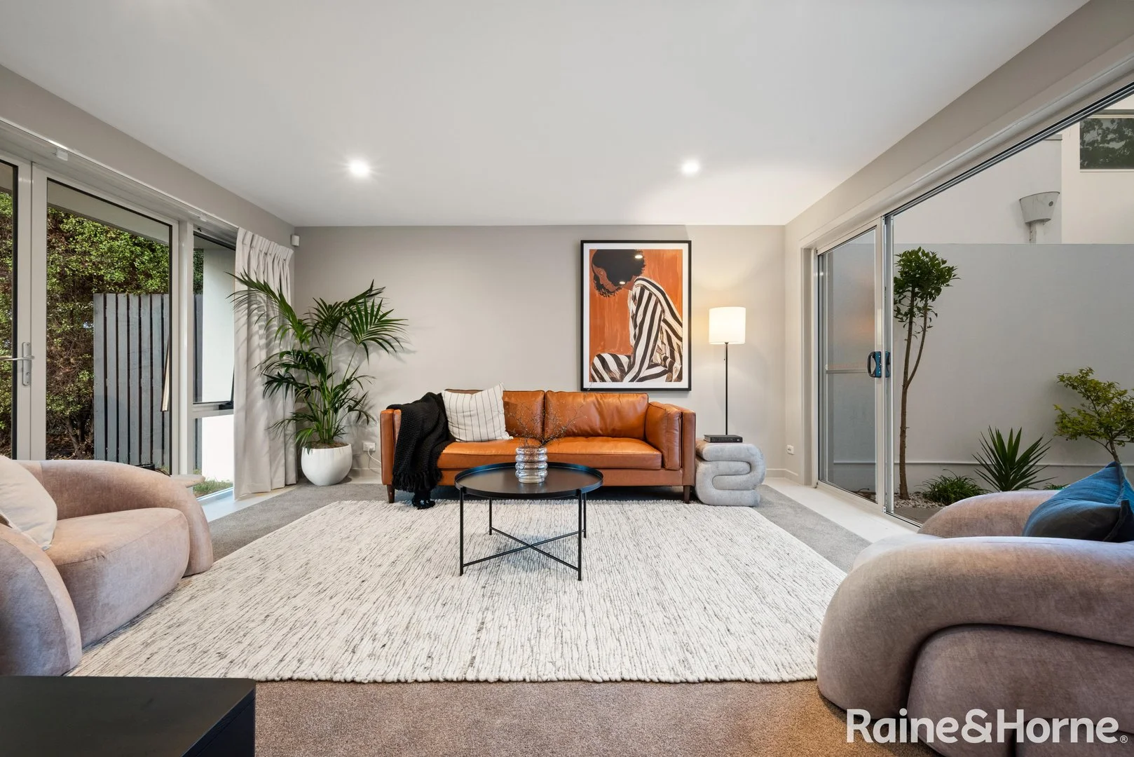 Photo of 47 Gawler crescent, Deakin ACT 2600