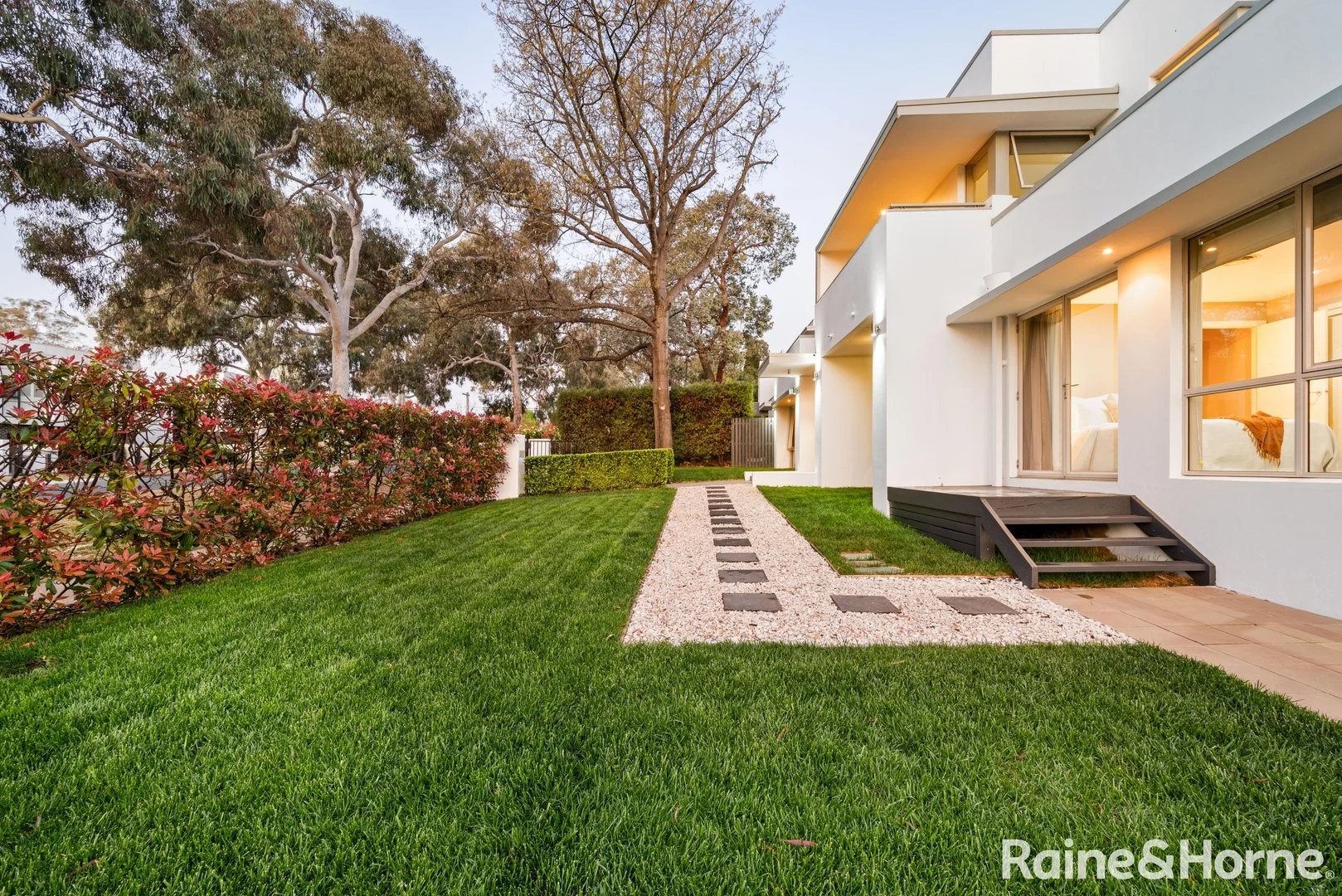 Photo of 47 Gawler crescent, Deakin ACT 2600