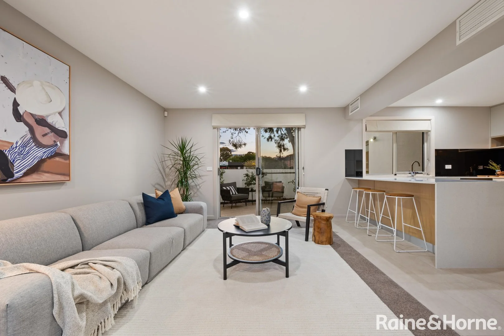Photo of 47 Gawler crescent, Deakin ACT 2600