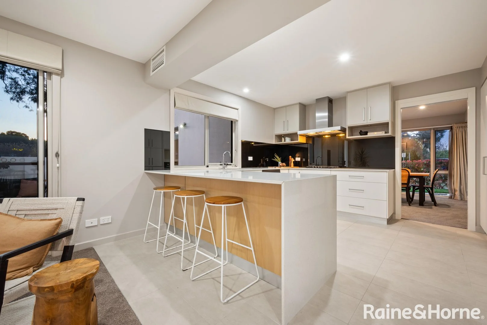 Photo of 47 Gawler crescent, Deakin ACT 2600