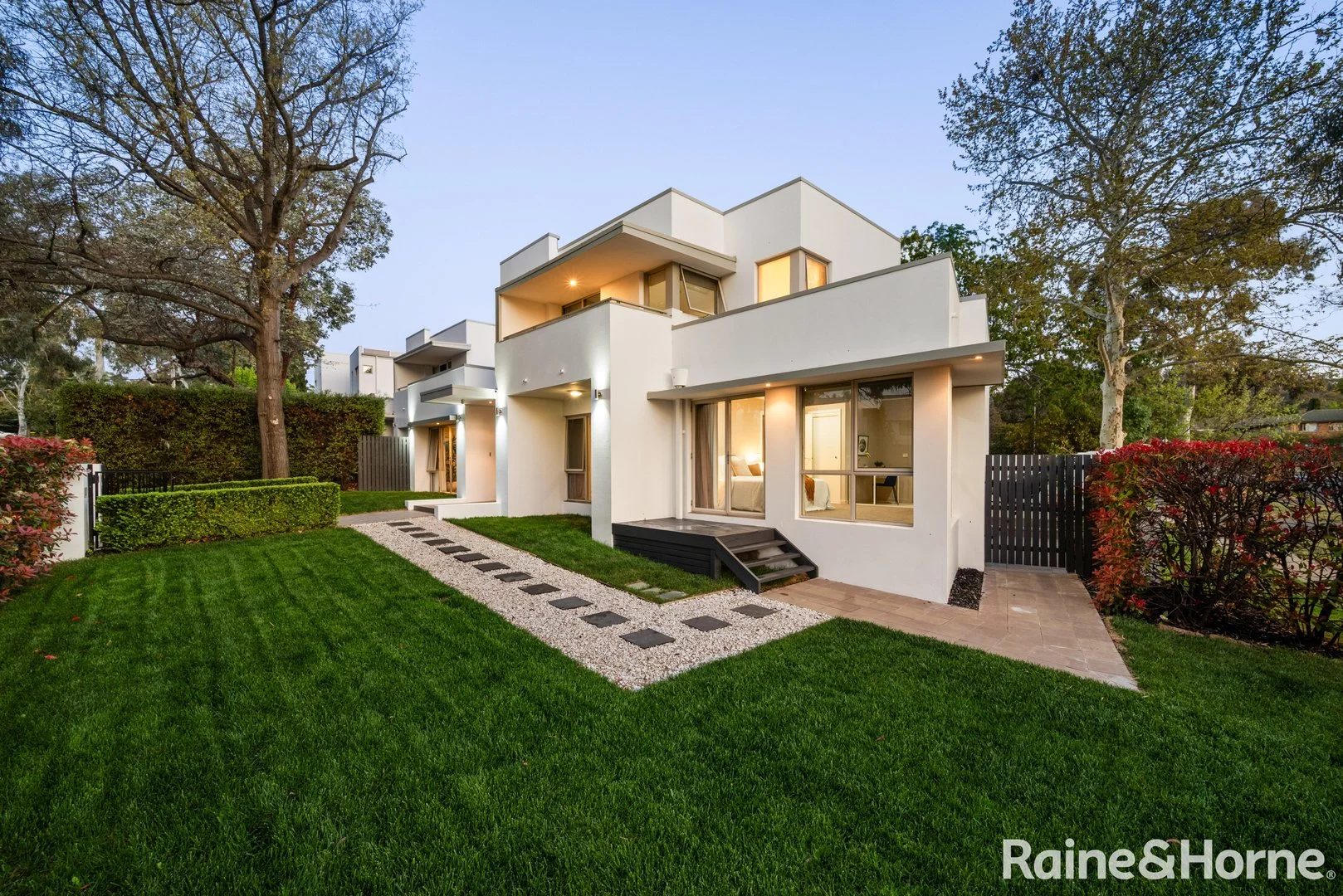Photo of 47 Gawler crescent, Deakin ACT 2600