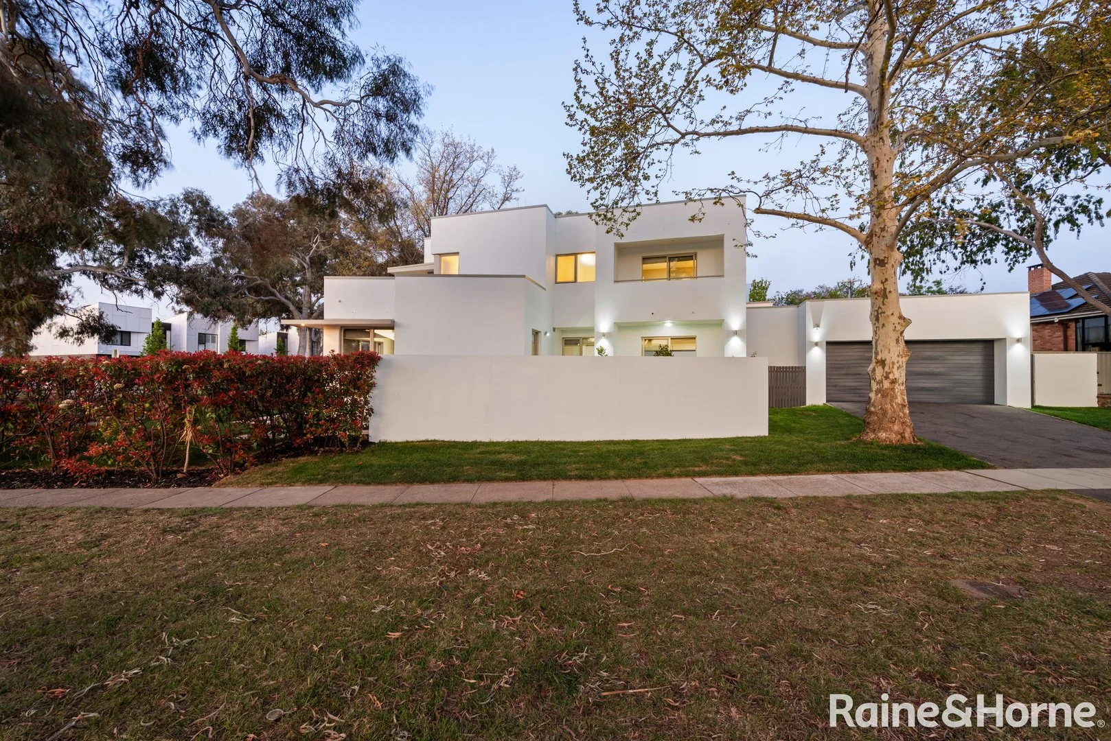 Photo of 47 Gawler crescent, Deakin ACT 2600