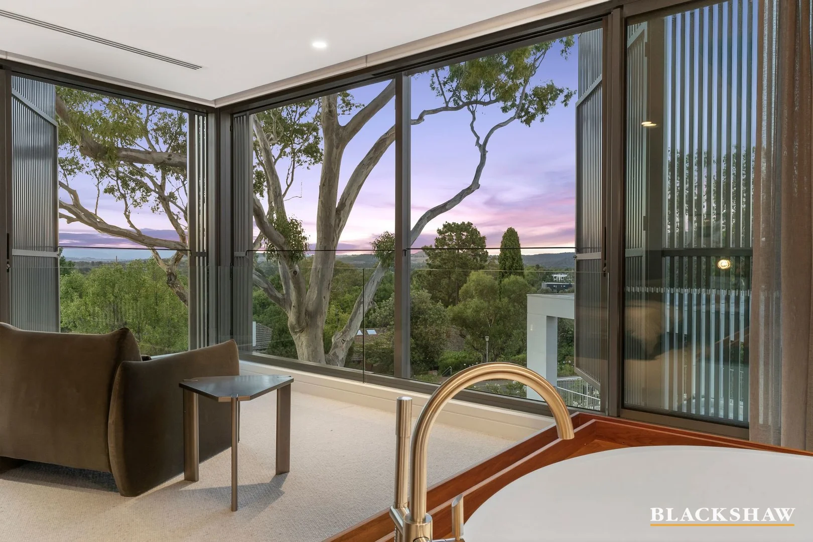 Photo of 5 Northcote Crescent, Deakin ACT 2600