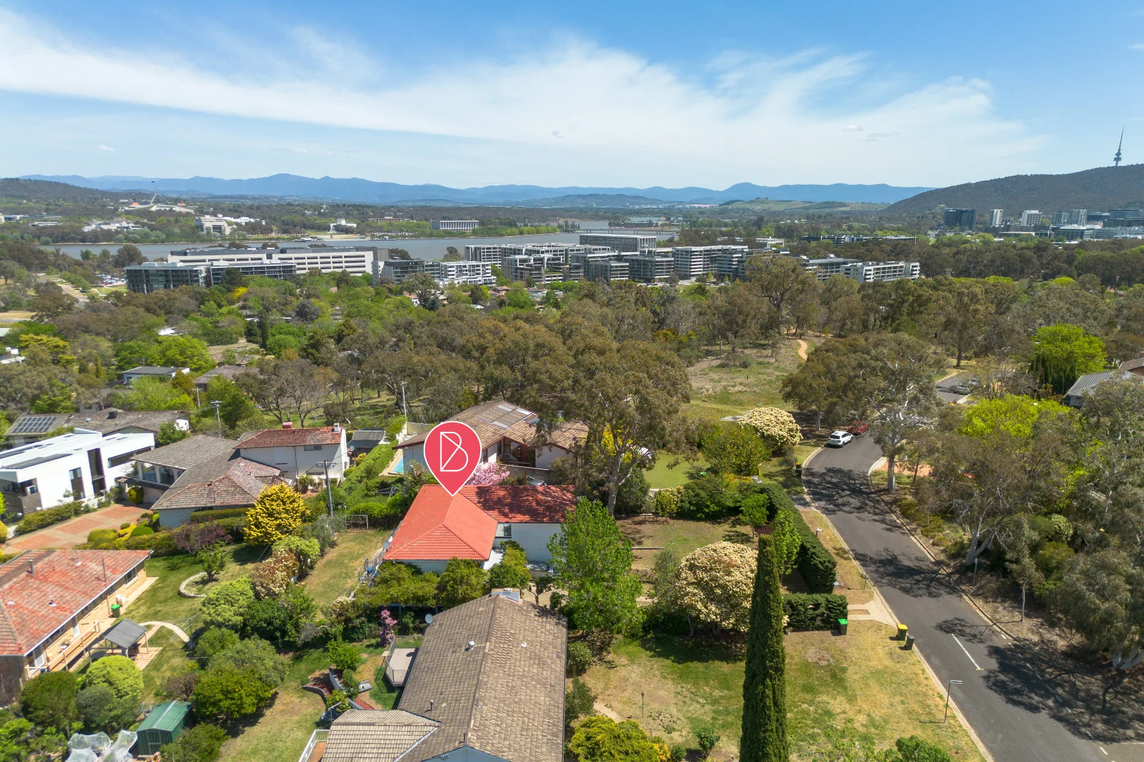 Photo of 44 Savige Street, Campbell ACT 2612