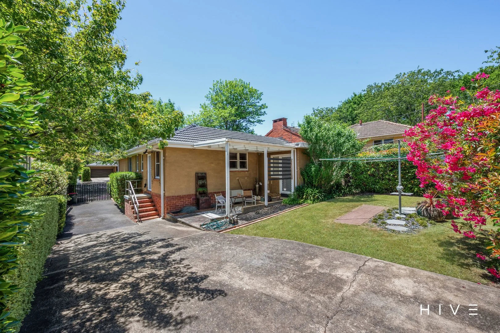 Photo of 64 Schlich Street, Yarralumla ACT 2600