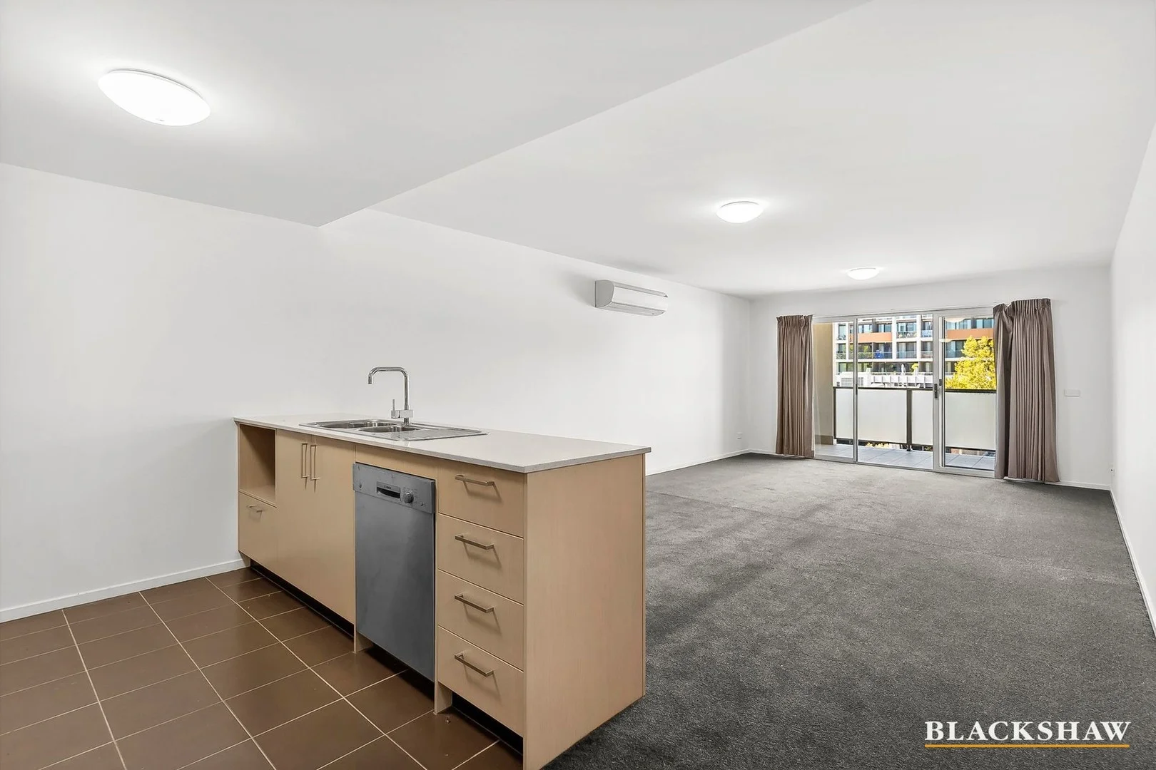 Photo of 37/28 Mort Street, Braddon ACT 2612