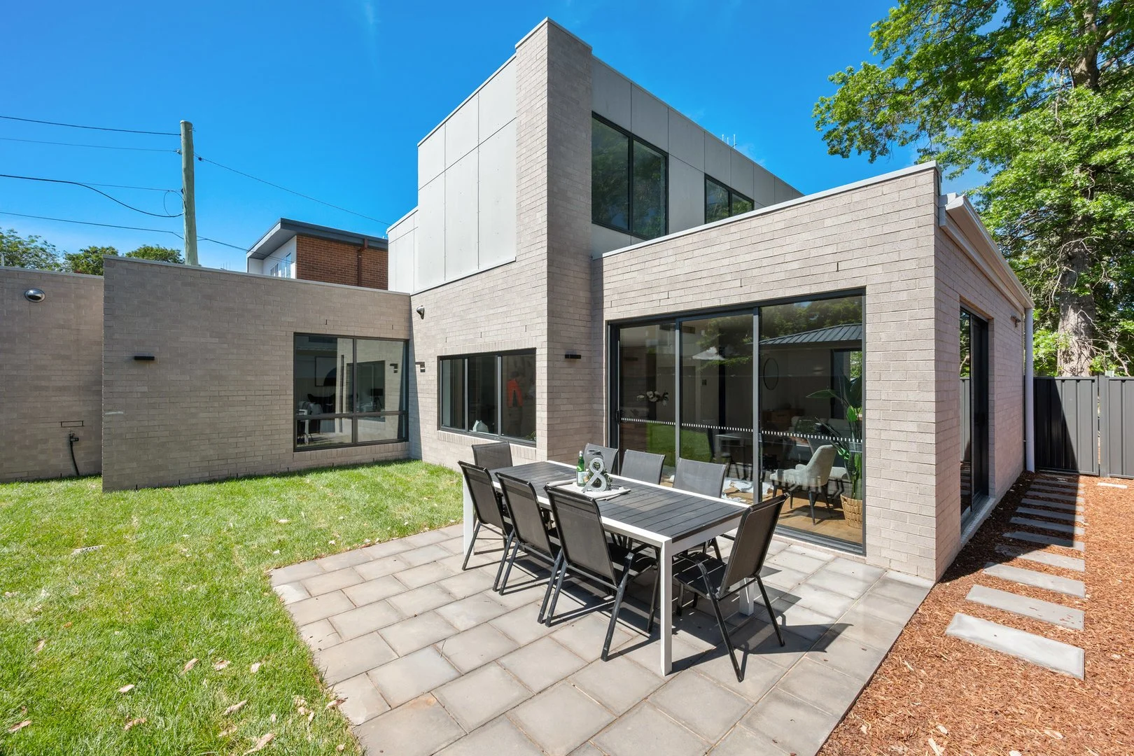 Photo of 61 Buxton Street, Deakin ACT 2600