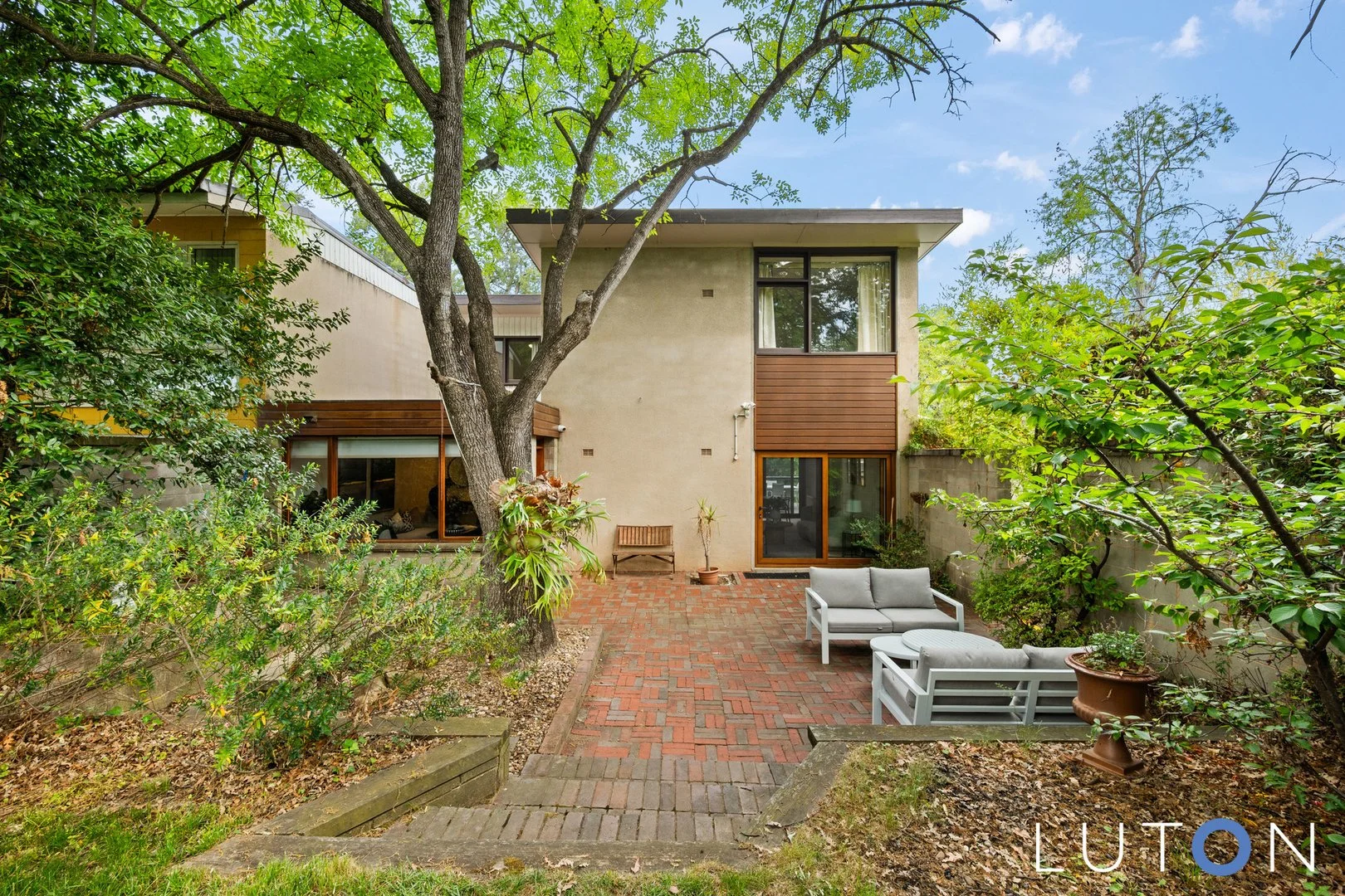 Photo of 8 Schlich Street, Yarralumla ACT 2600