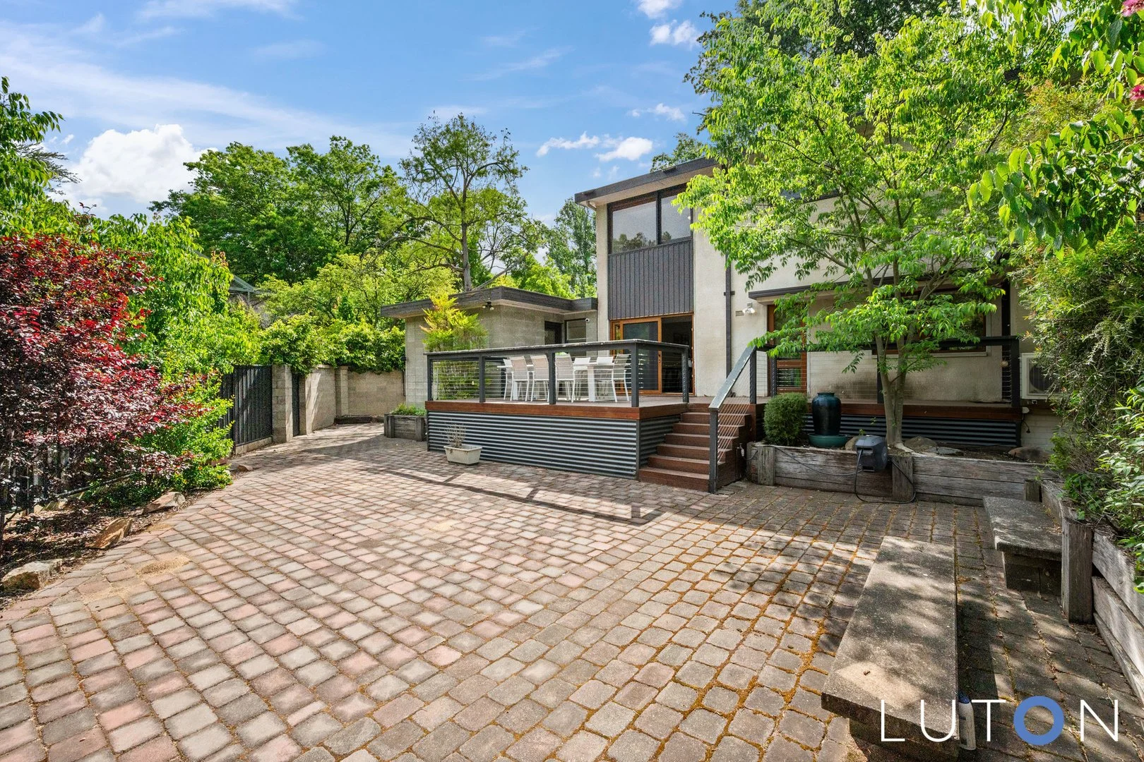 Photo of 8 Schlich Street, Yarralumla ACT 2600
