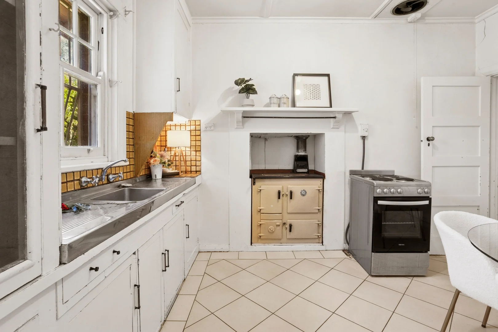 Photo of 64 Currong Street North, Braddon ACT 2612
