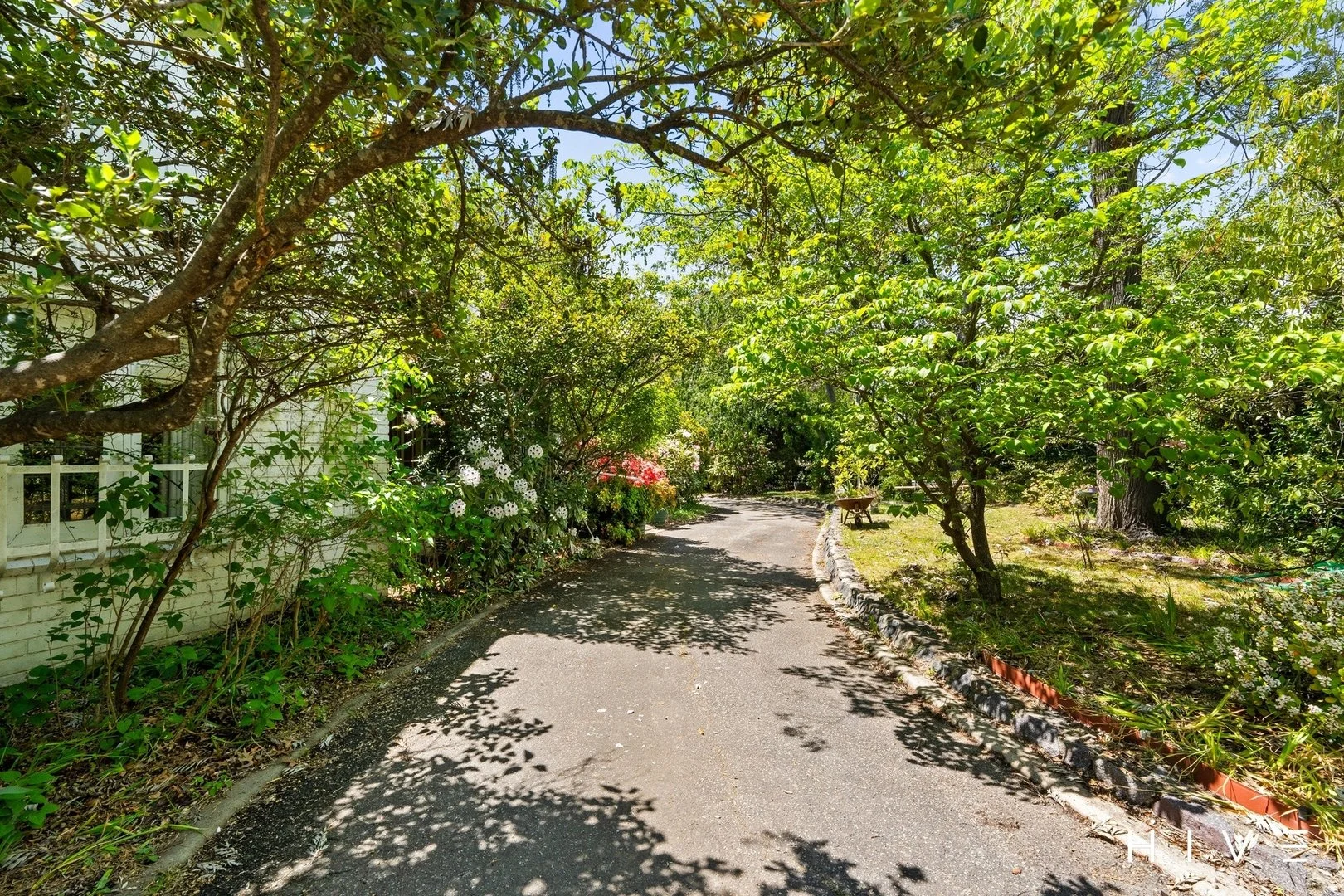 Photo of 36 Melbourne Avenue, Deakin ACT 2600