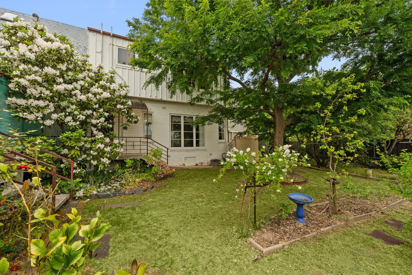 Photo of 36 Melbourne Avenue, Deakin ACT 2600