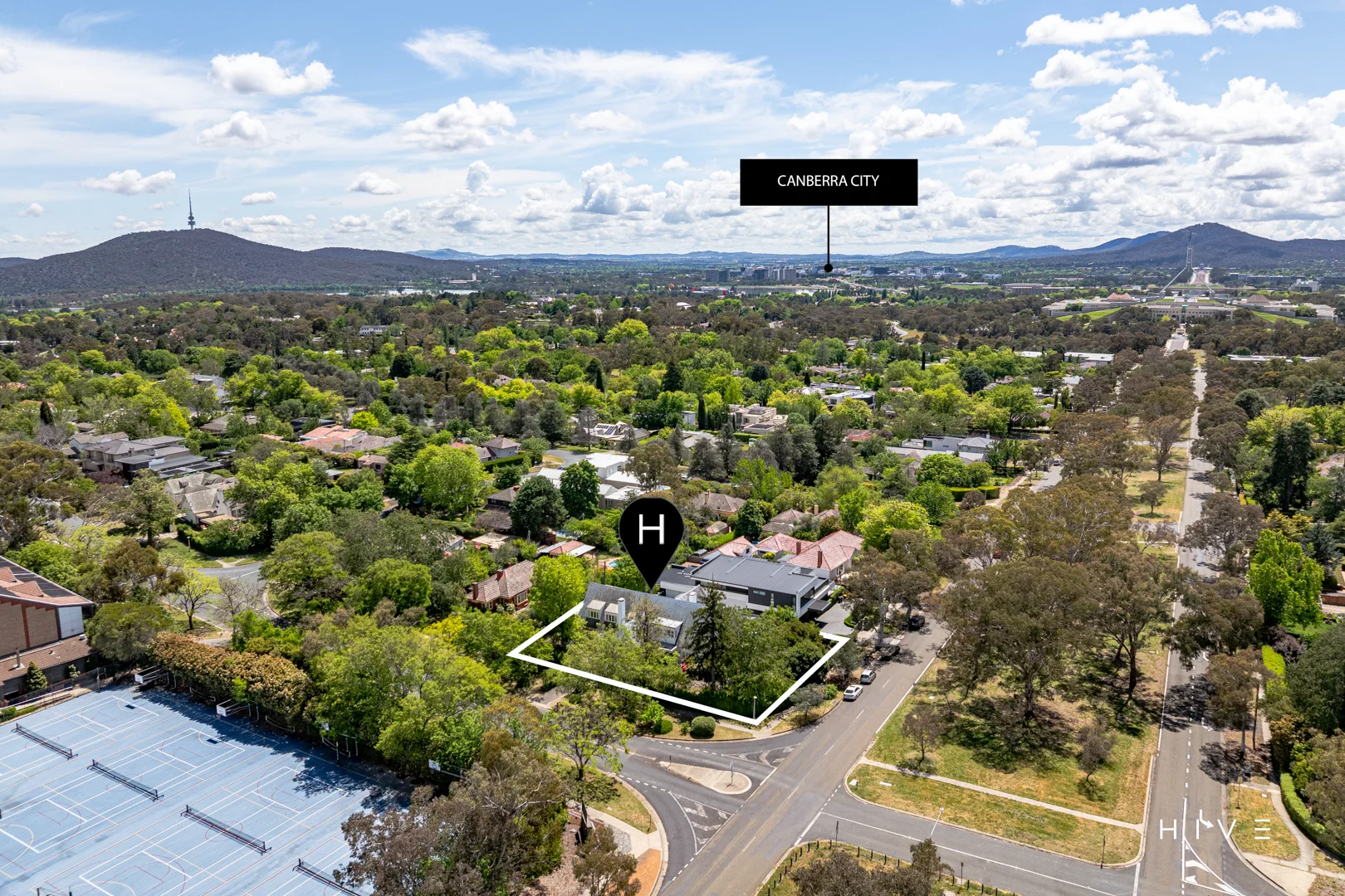 Photo of 36 Melbourne Avenue, Deakin ACT 2600