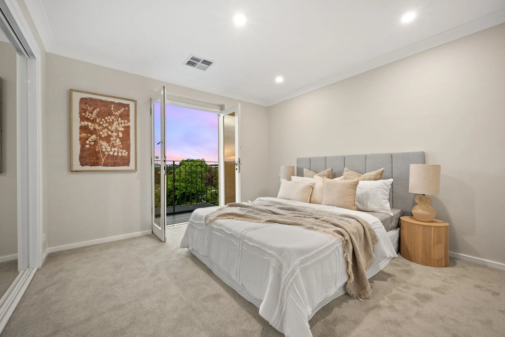 Photo of 22 Fergusson Crescent, Deakin ACT 2600