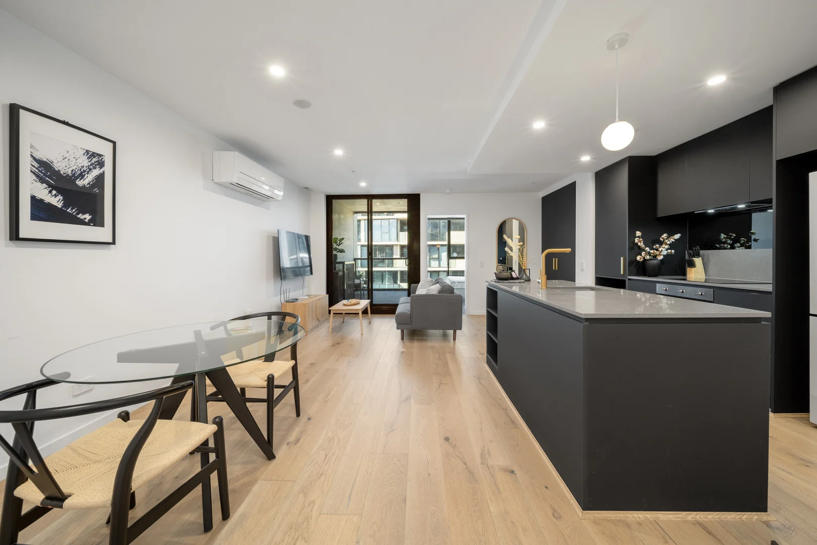 Photo of 612/81 Cooyong Street, Reid ACT 2612