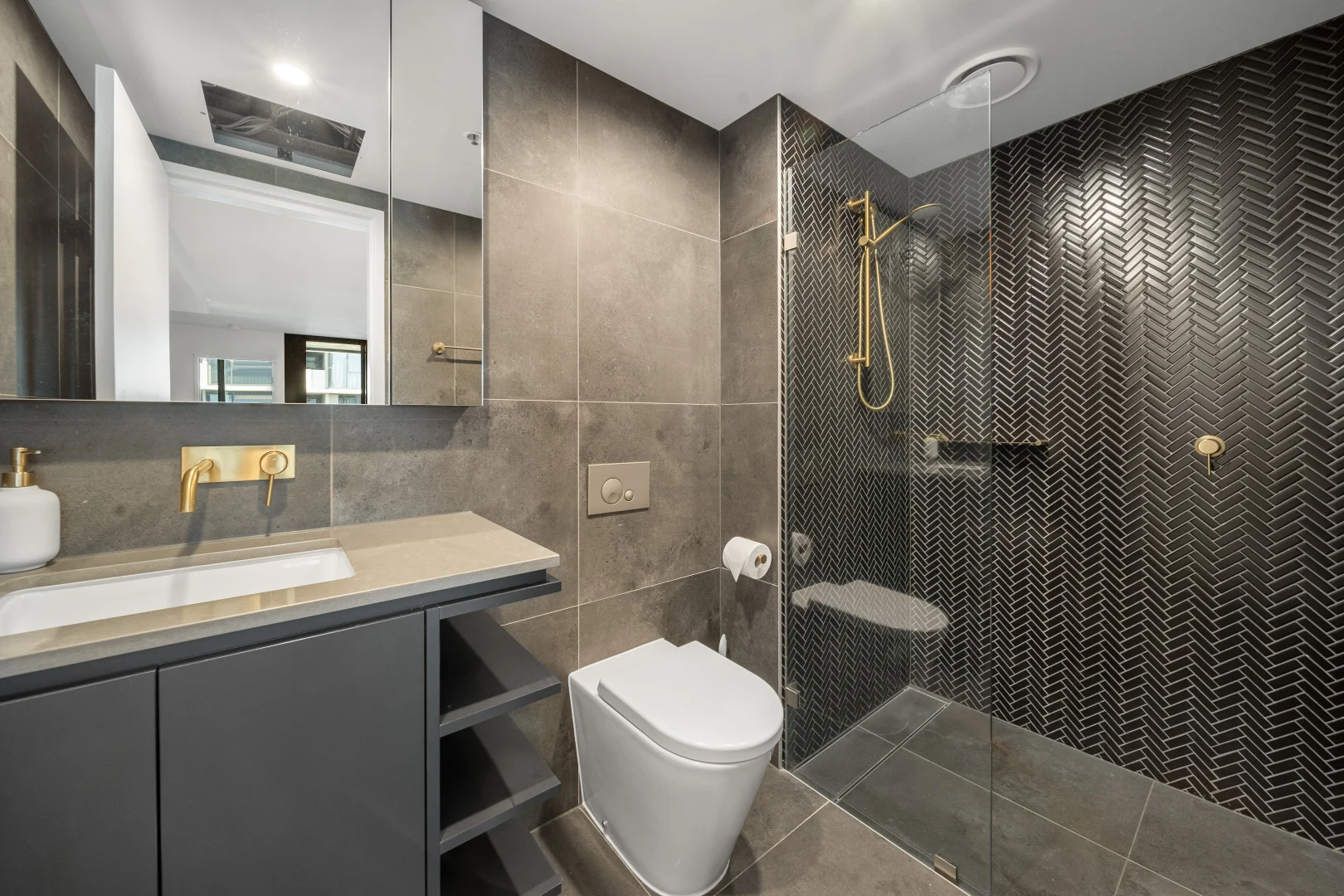 Photo of 612/81 Cooyong Street, Reid ACT 2612