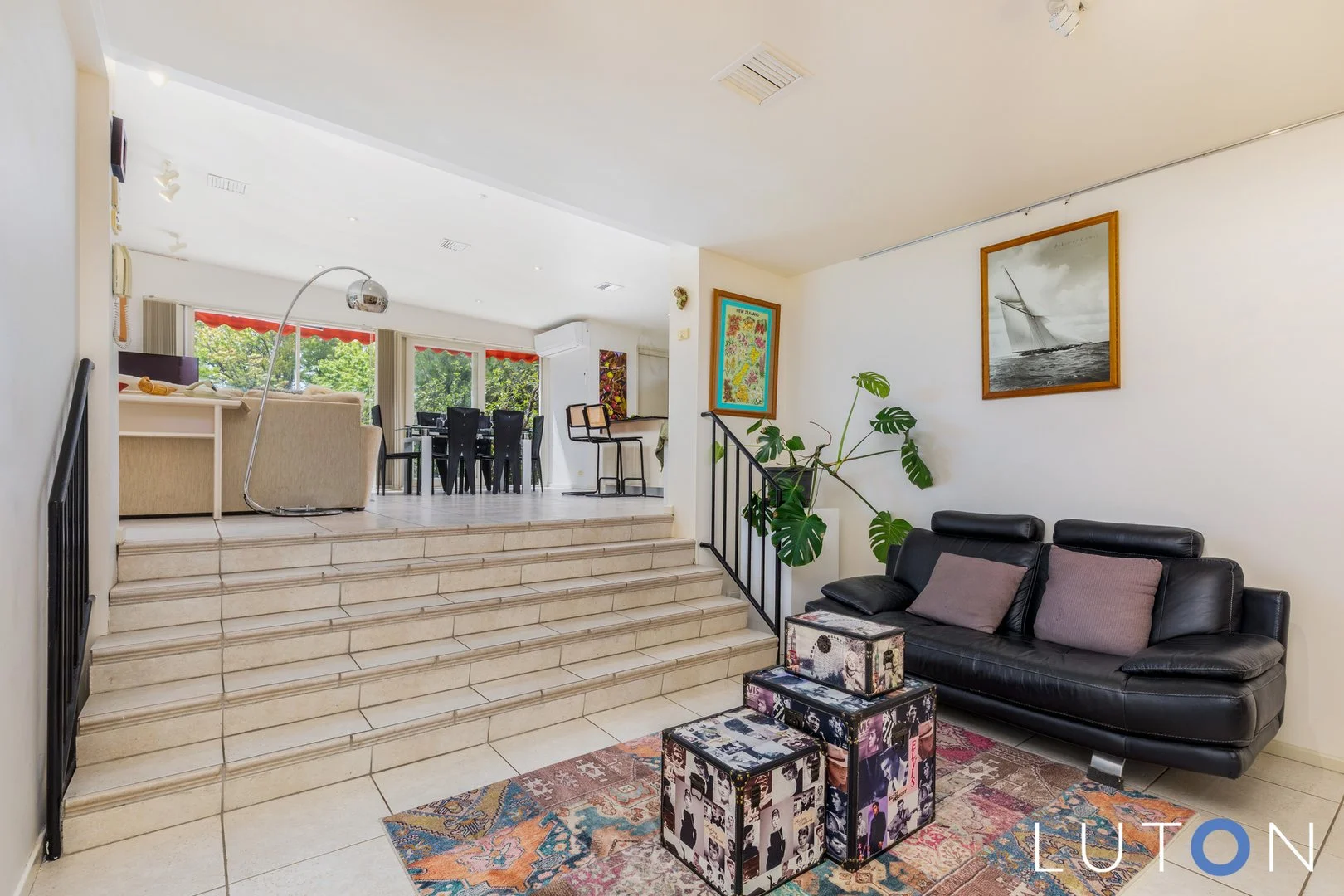 Photo of 10 Schlich Street, Yarralumla ACT 2600