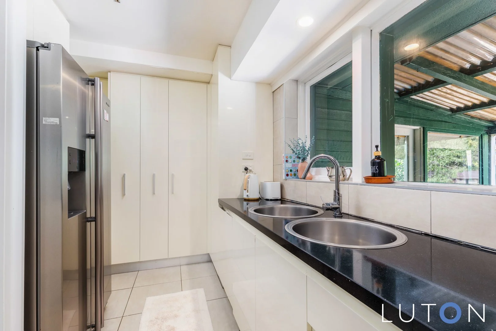 Photo of 10 Schlich Street, Yarralumla ACT 2600