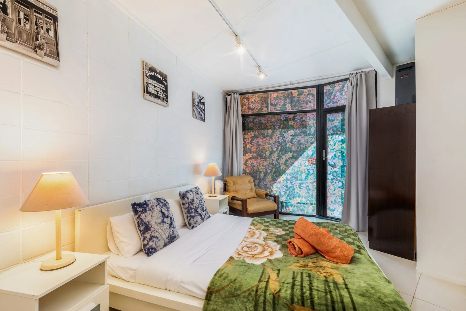 Photo of 10 Schlich Street, Yarralumla ACT 2600