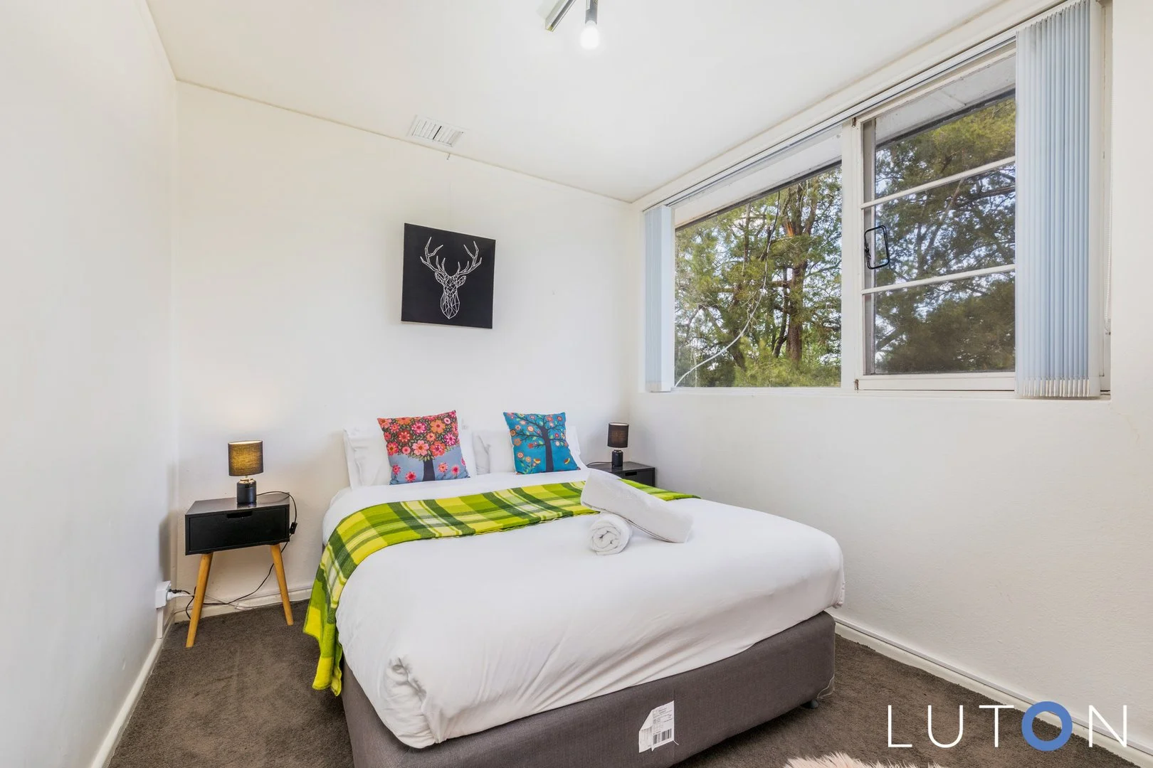 Photo of 10 Schlich Street, Yarralumla ACT 2600