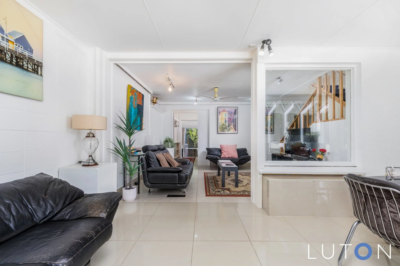Photo of 10 Schlich Street, Yarralumla ACT 2600