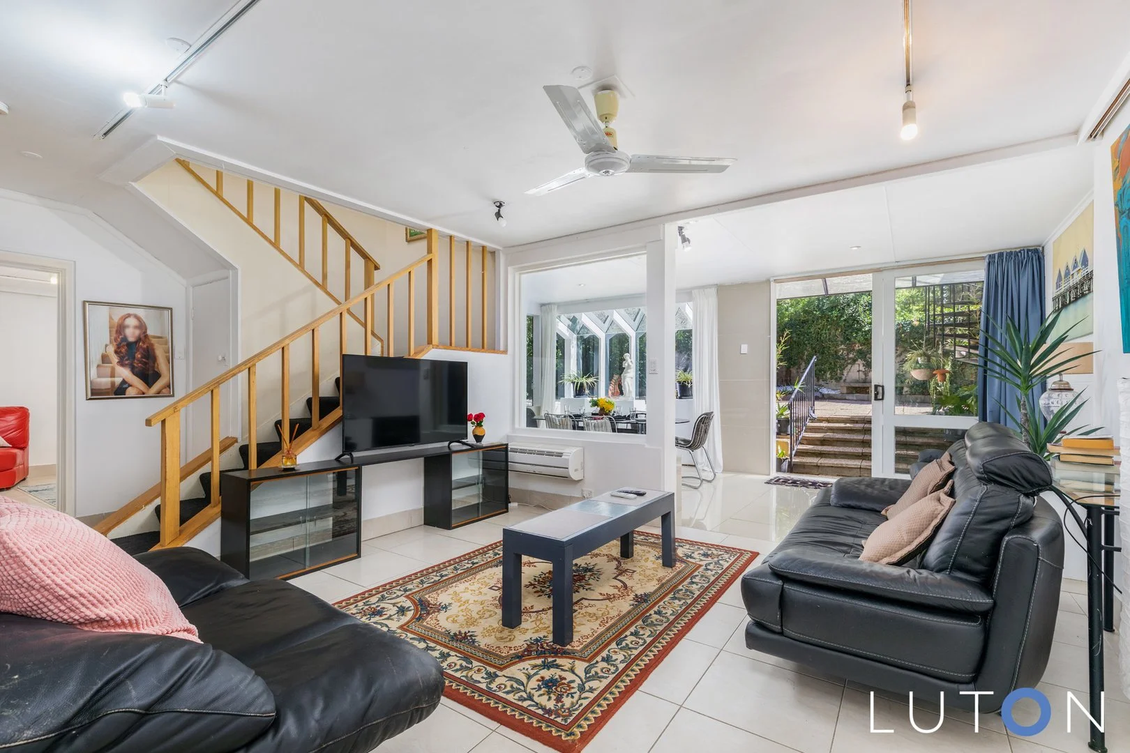 Photo of 10 Schlich Street, Yarralumla ACT 2600