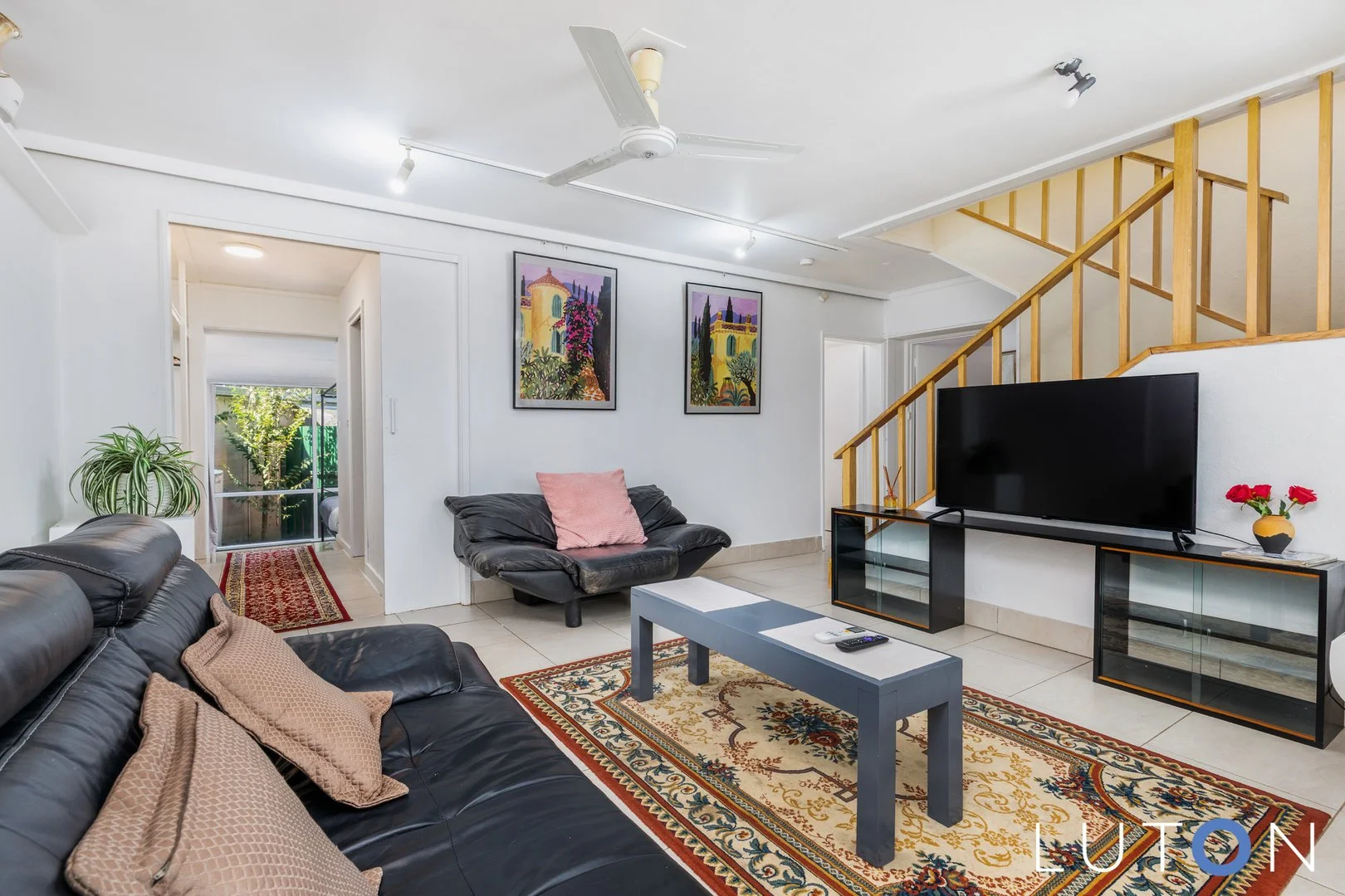 Photo of 10 Schlich Street, Yarralumla ACT 2600