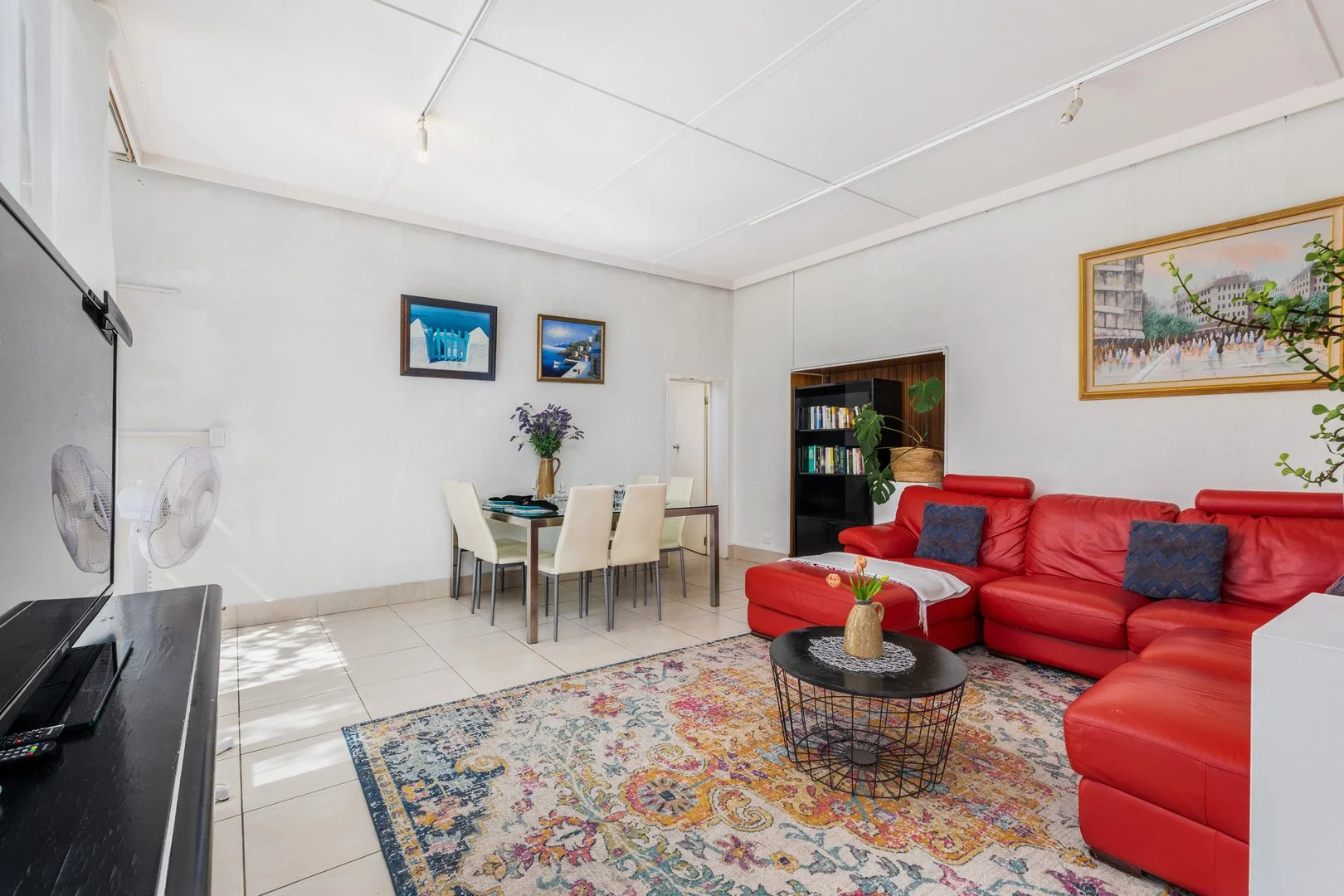 Photo of 10 Schlich Street, Yarralumla ACT 2600