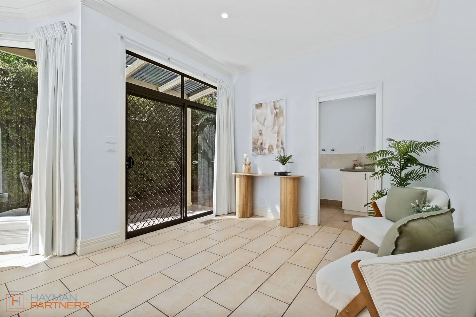 Photo of 41 MacGillivray Street, Yarralumla ACT 2600