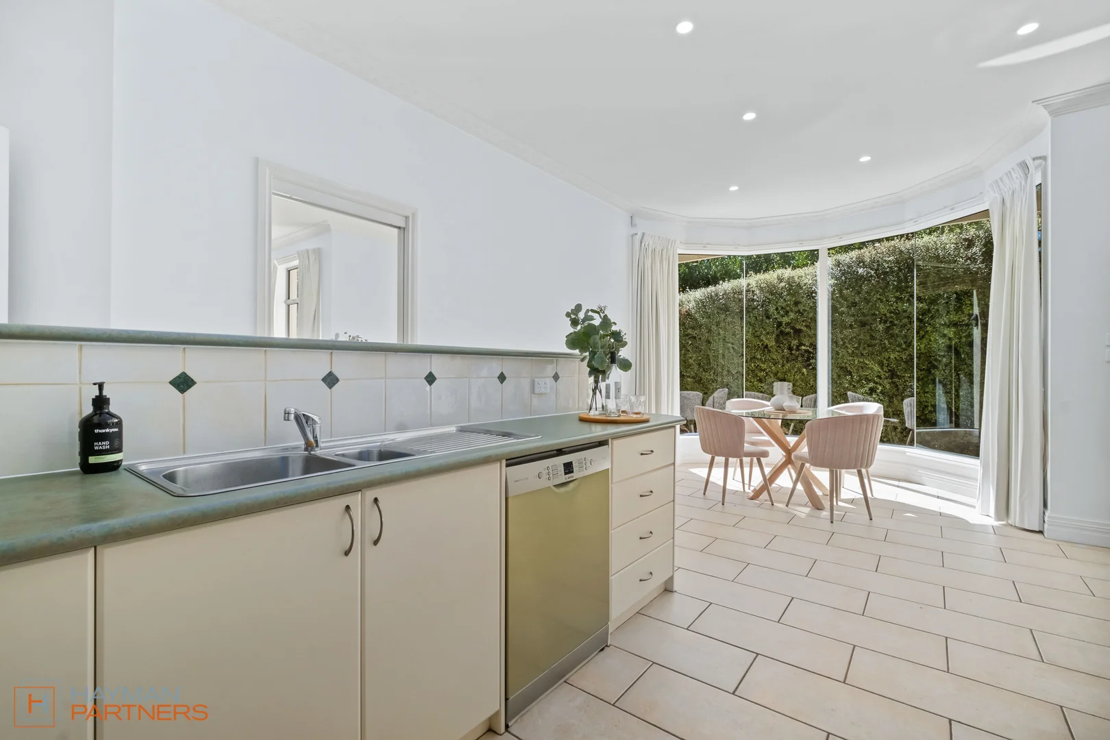 Photo of 41 MacGillivray Street, Yarralumla ACT 2600