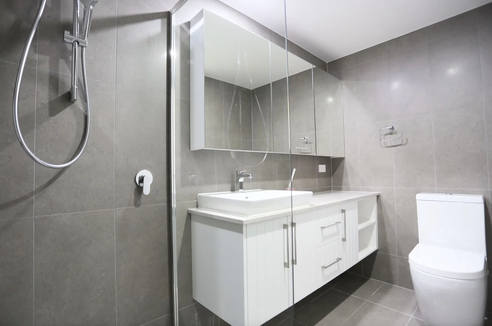 Photo of 16/90 Lowanna Street, Braddon ACT 2612