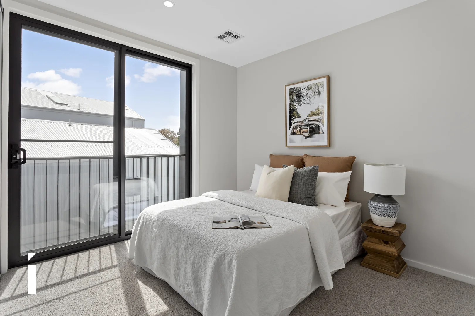 Photo of 2/1 Coolac Place, Braddon ACT 2612
