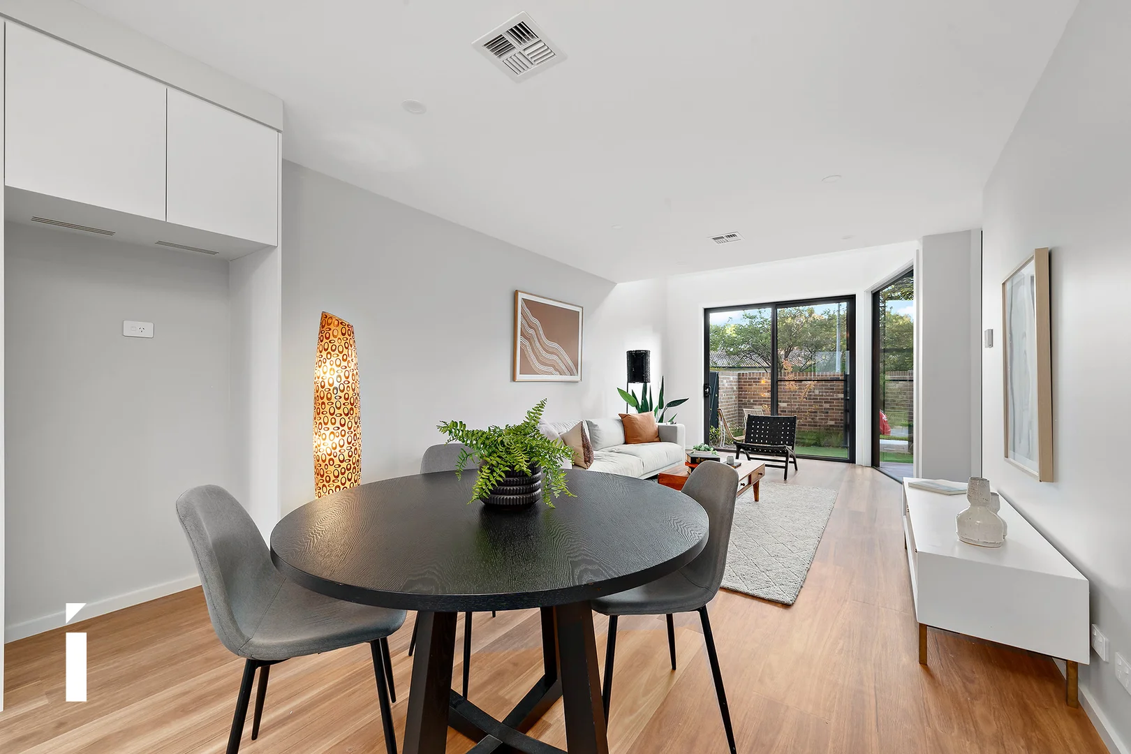 Photo of 2/1 Coolac Place, Braddon ACT 2612