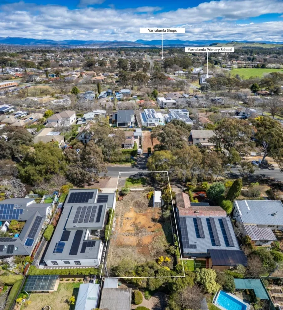 Photo of 90 Hopetoun Circuit, Yarralumla ACT 2600