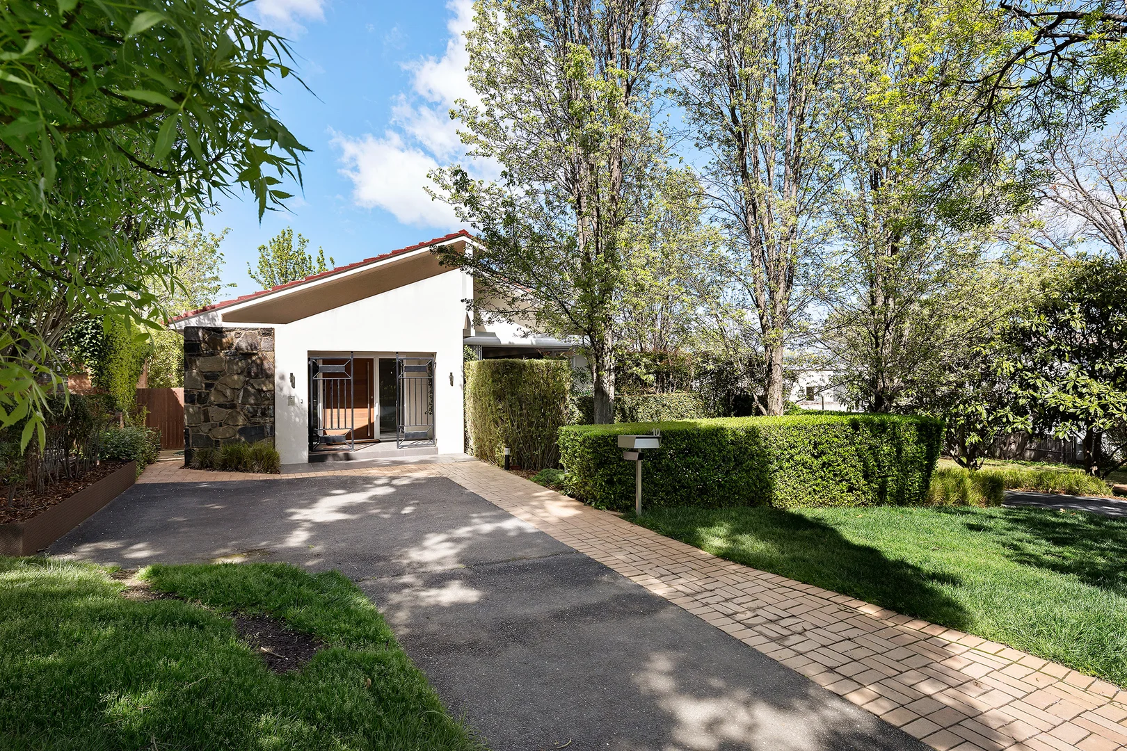 Photo of 10 Ryrie Street, Campbell ACT 2612