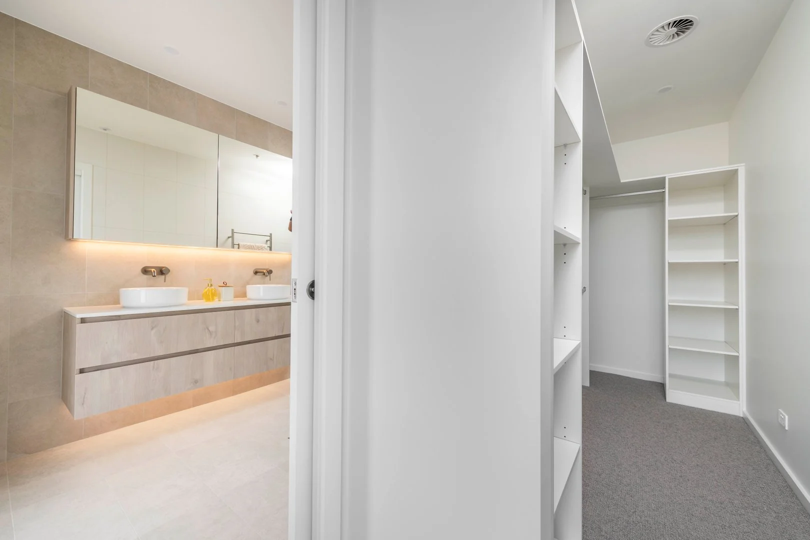 Photo of Gungahlin ACT 2912