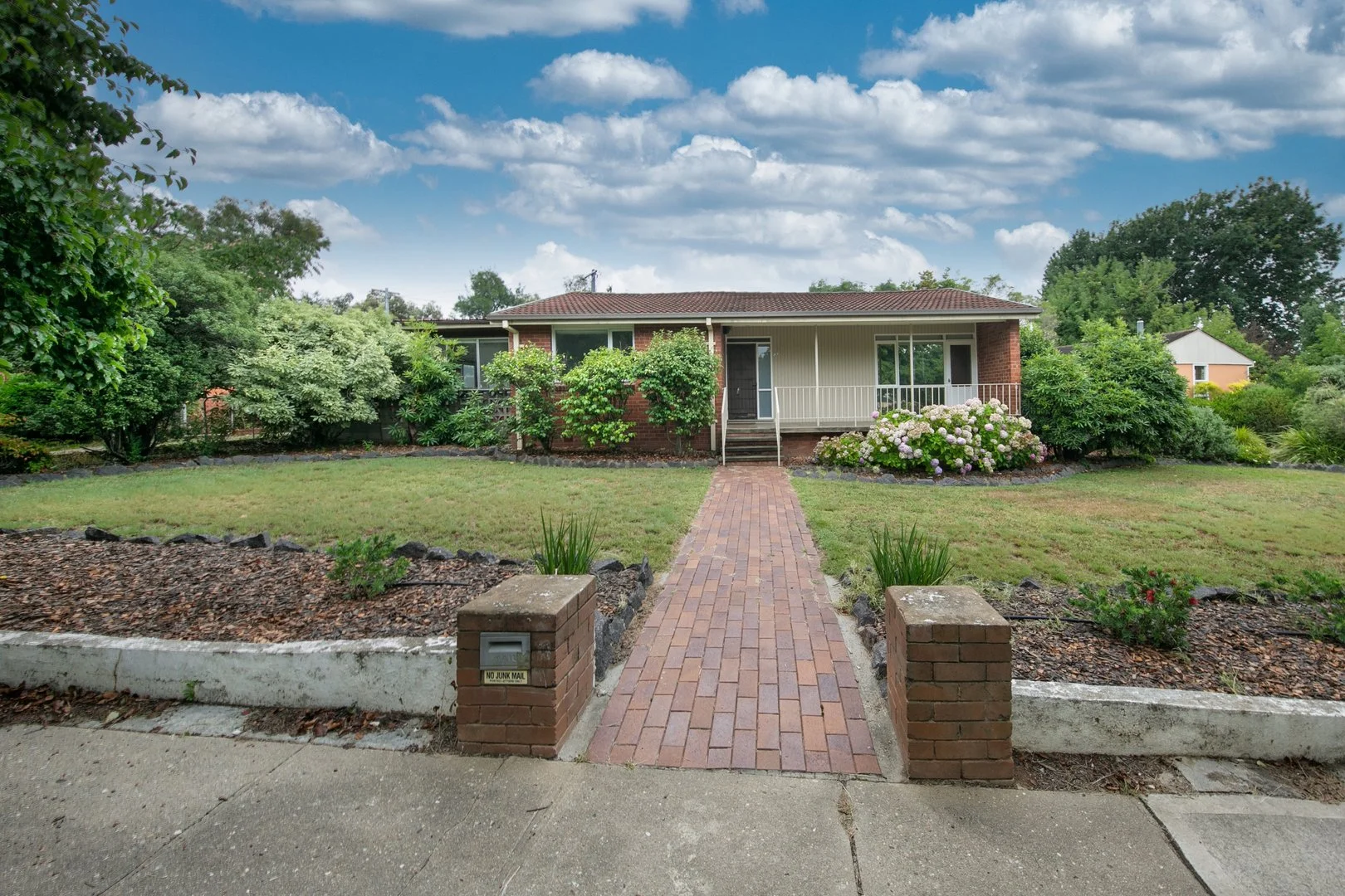 Photo of 12 Cassinia Street, O'Connor ACT 2602