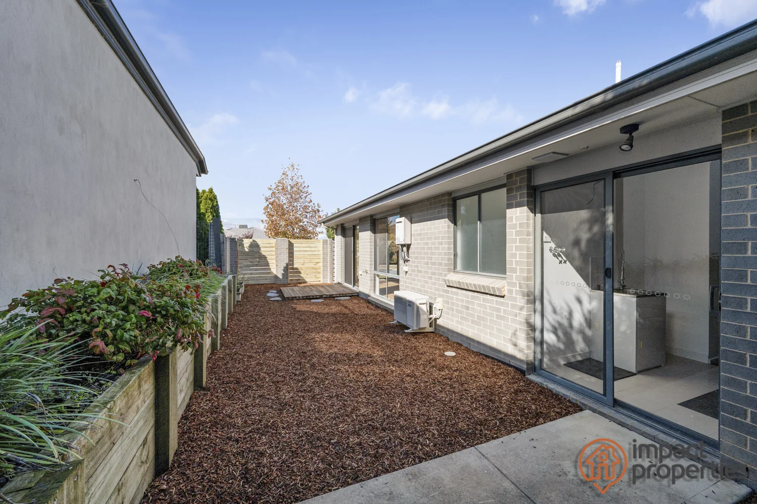 Photo of 21 Nordeck Street, Casey ACT 2913