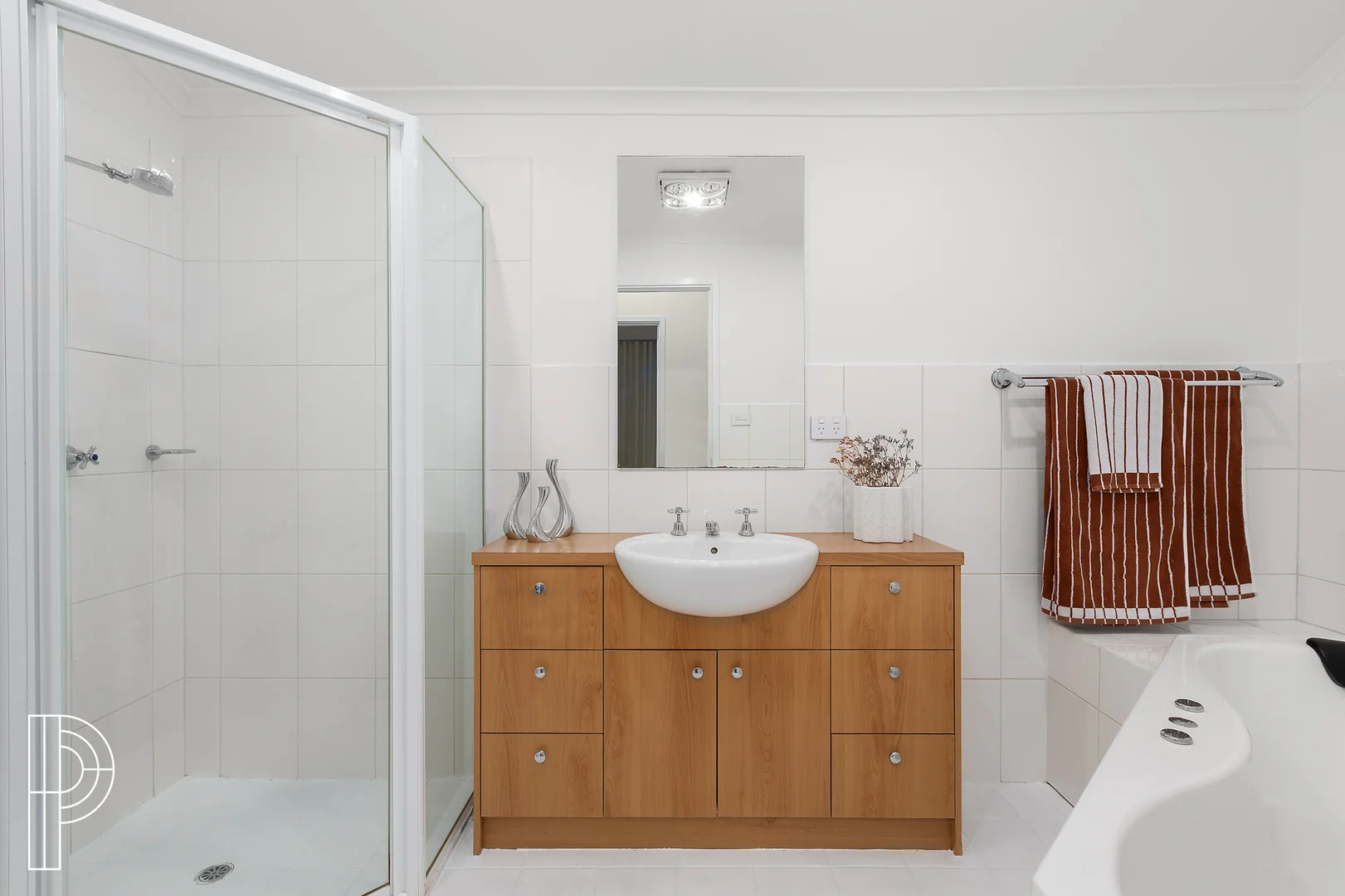 Photo of 28 Castleton Crescent, Gowrie ACT 2904